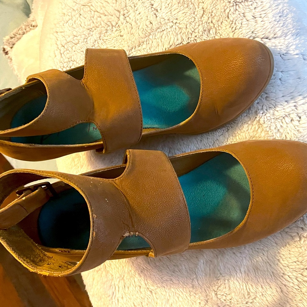 Blowfish Cone-Shaped Booties Size 11